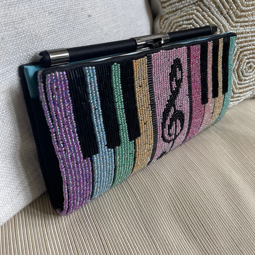 Vintage Aria by Mary Frances Piano Keys & Treble Clef Beaded Clutch - Picture 2 of 6